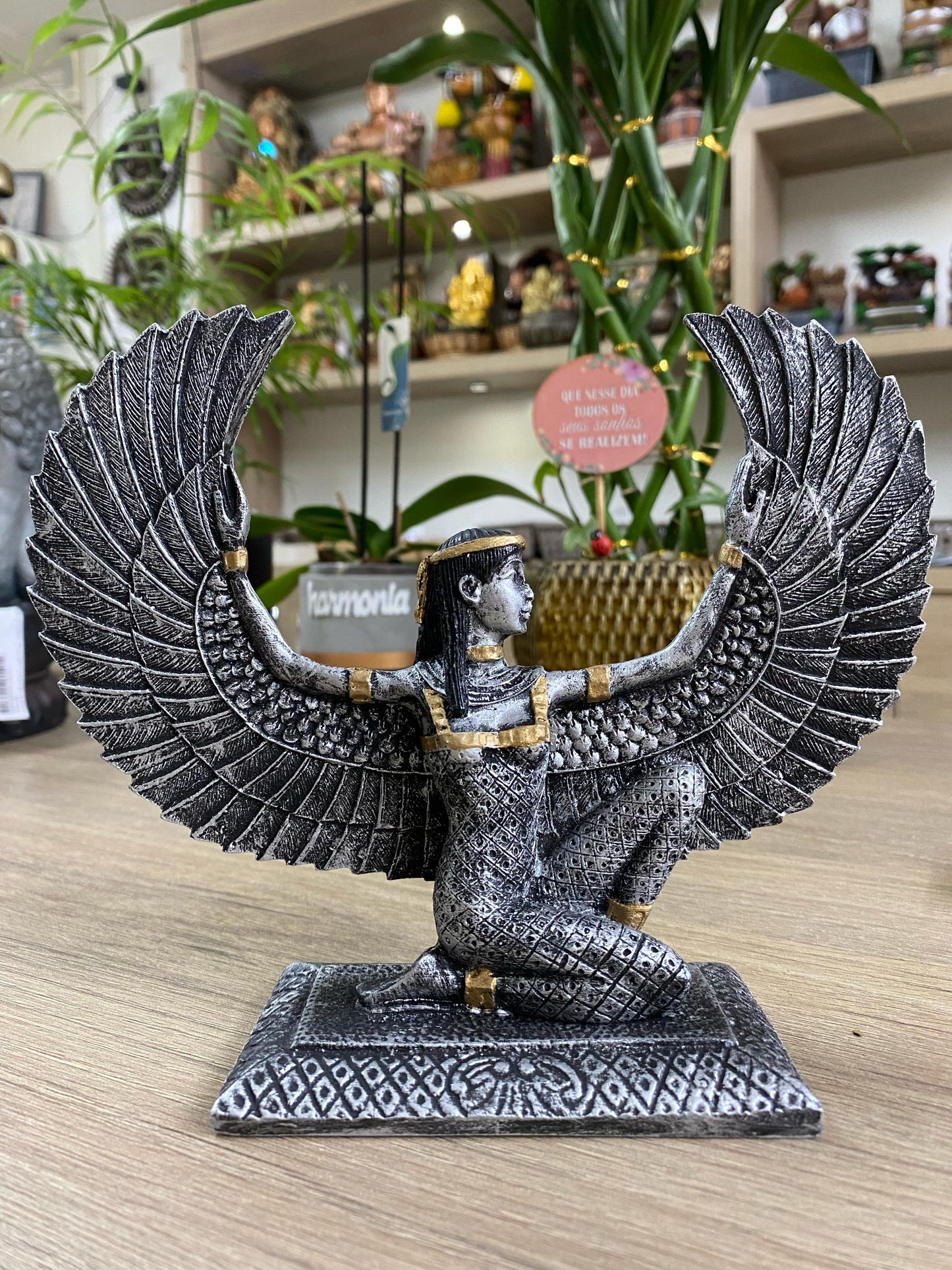 Deusa Isis - M