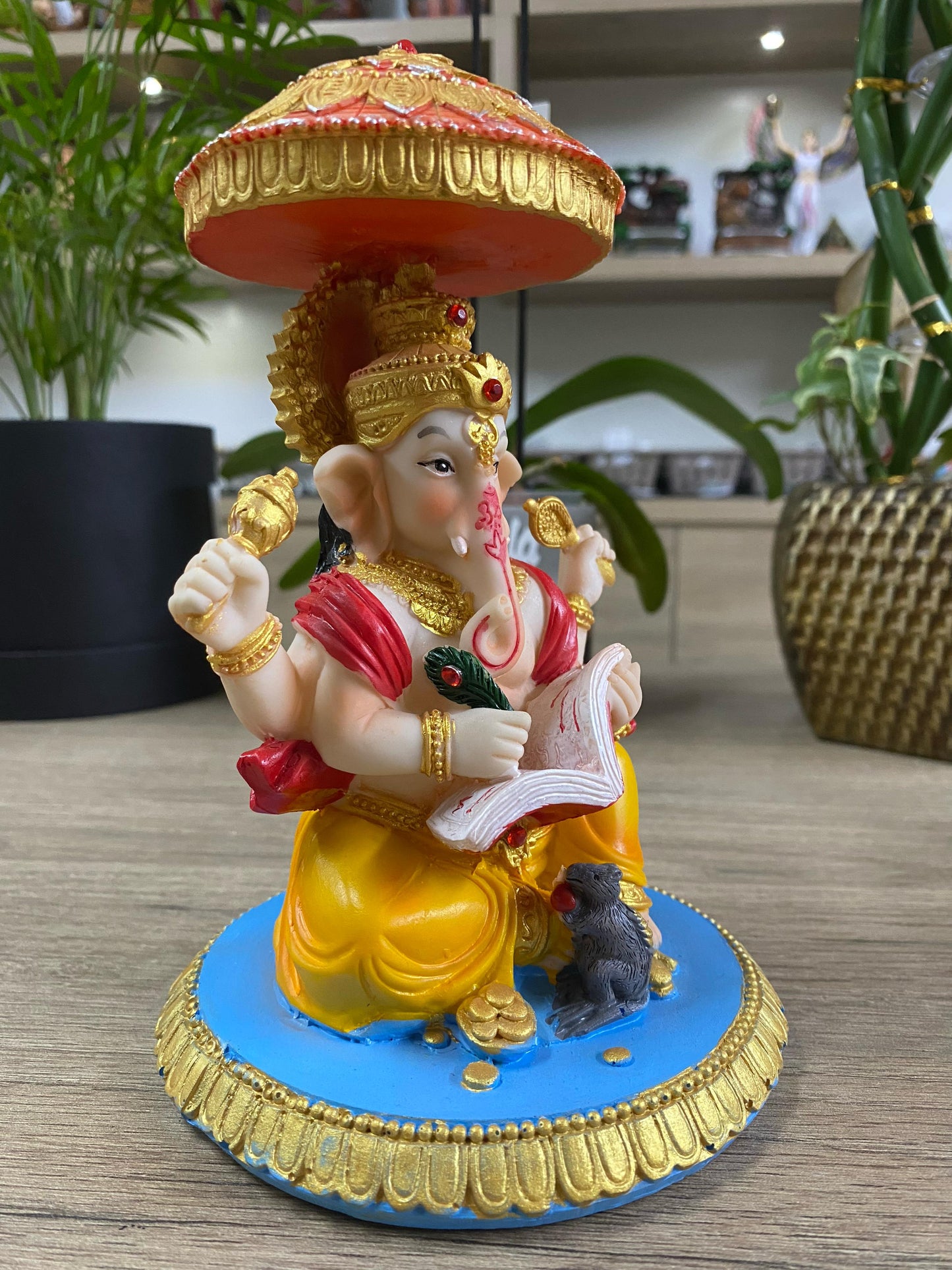 Ganesha Colorido Escrevendo