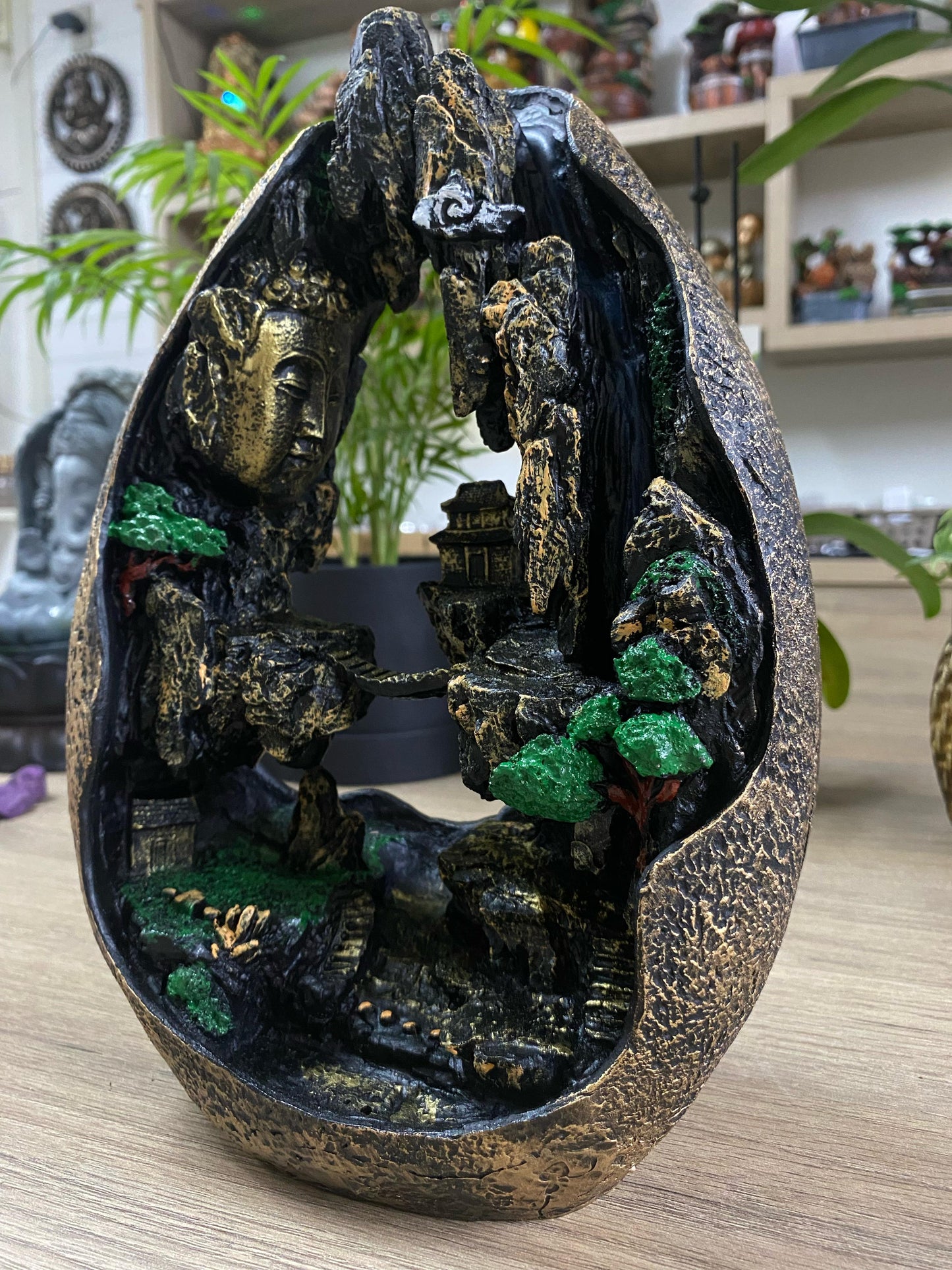 Incensário Cascata Ovo - GG