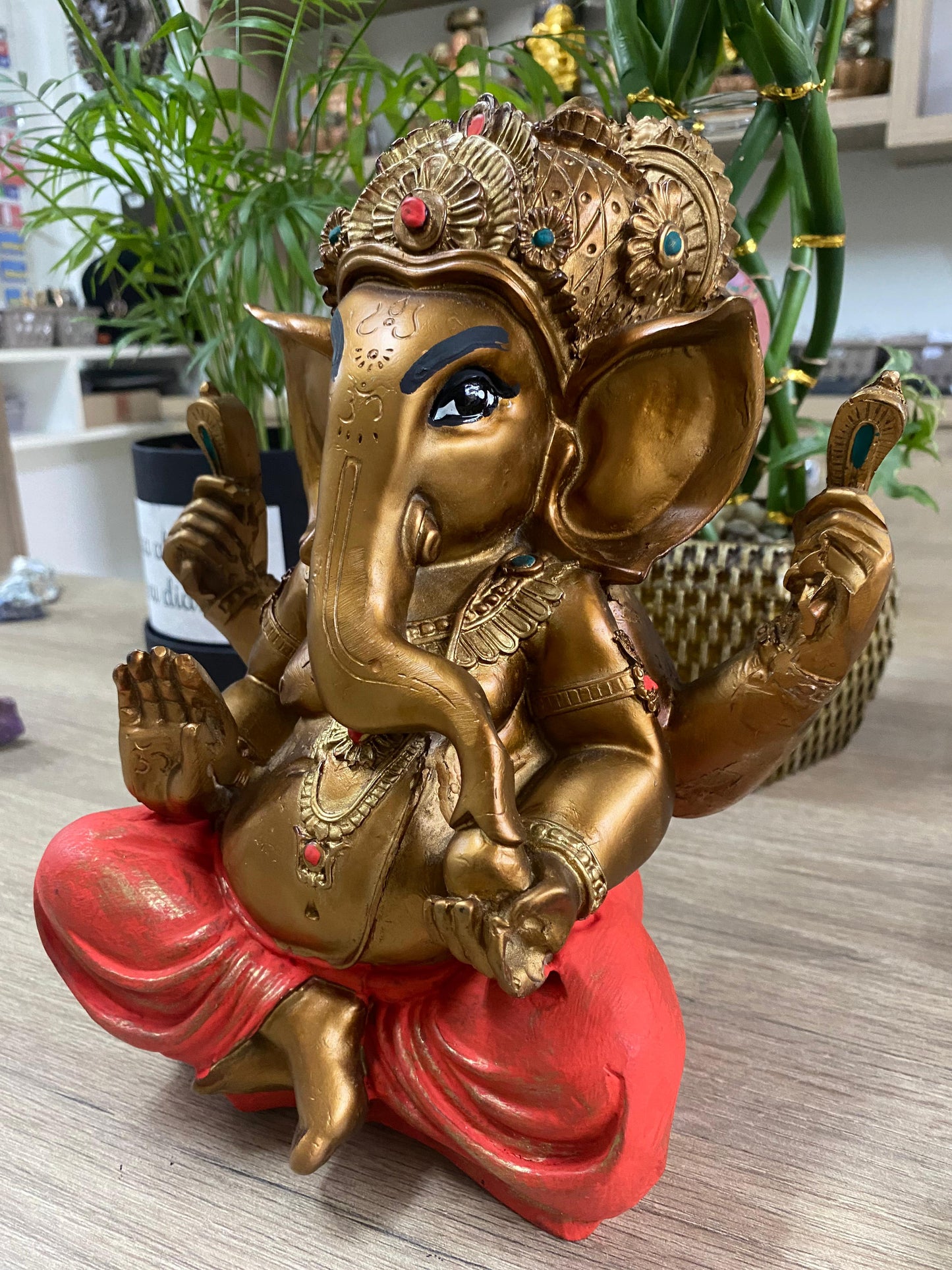 Ganesha Dourado - GG