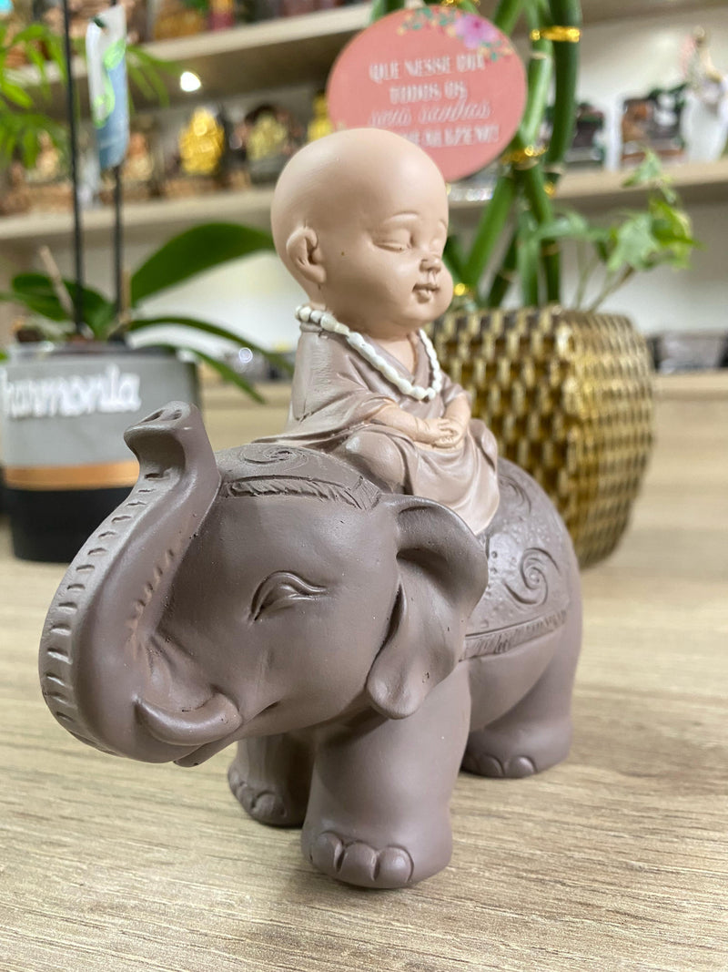 Elefante com Buda de Resina