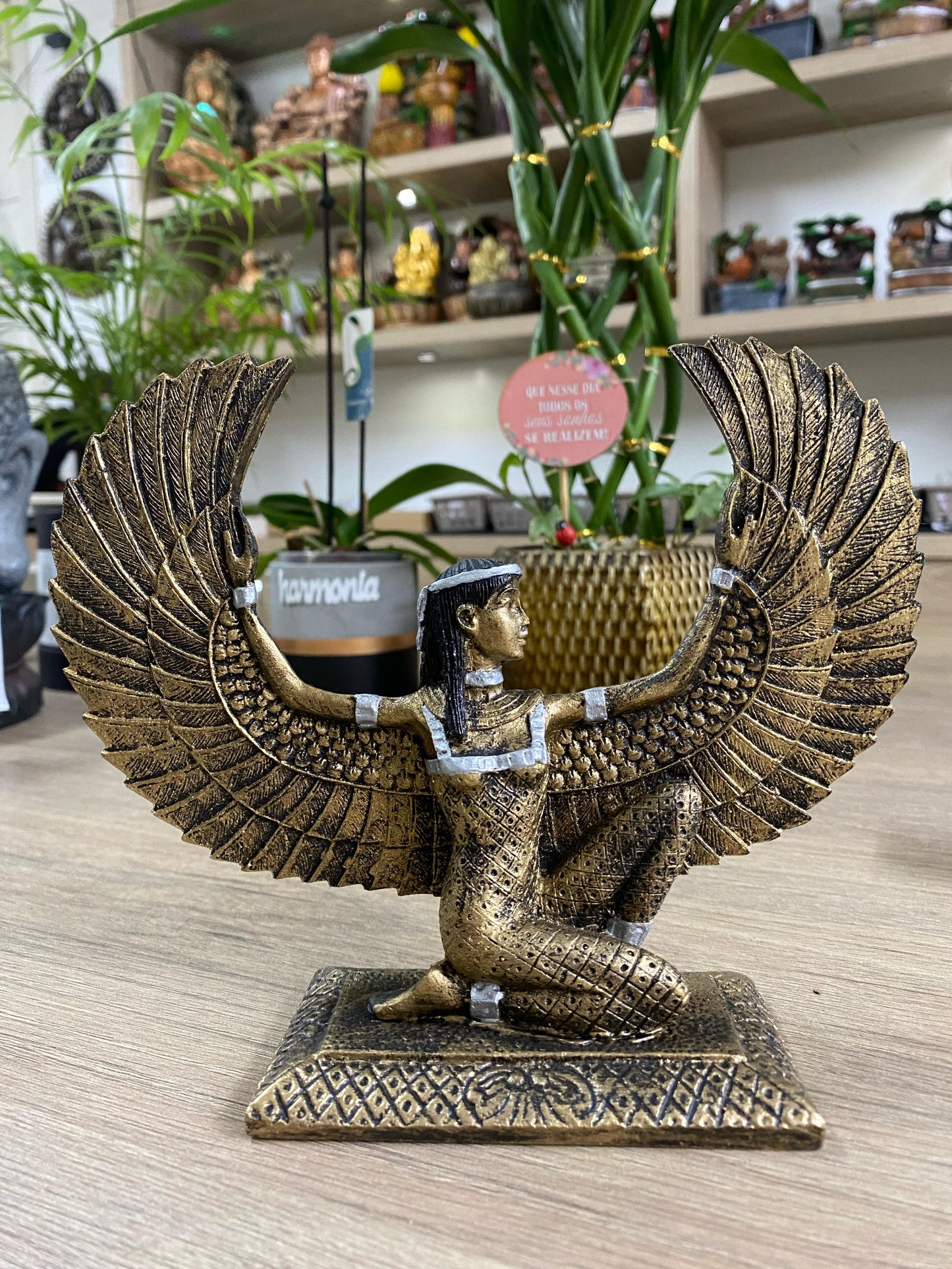 Deusa Isis - M