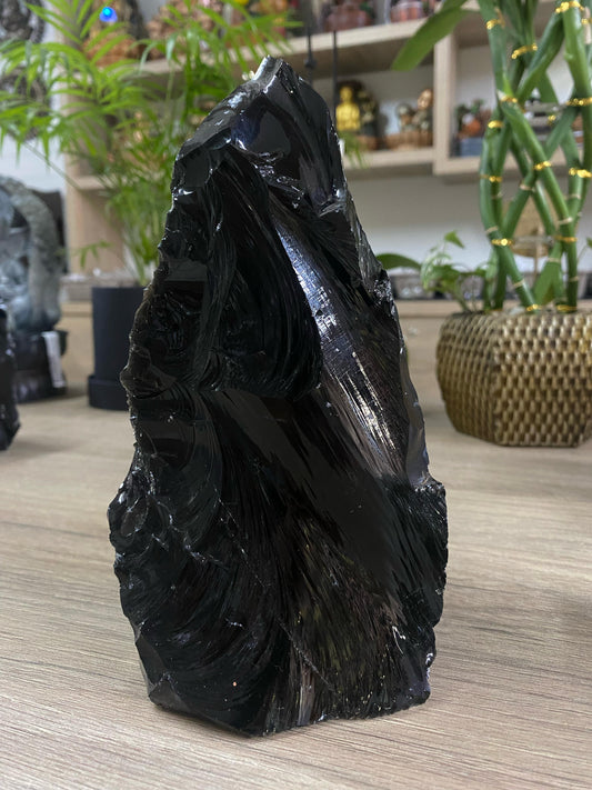 Pedra Bruta Obsidiana Preta - 1,76kg